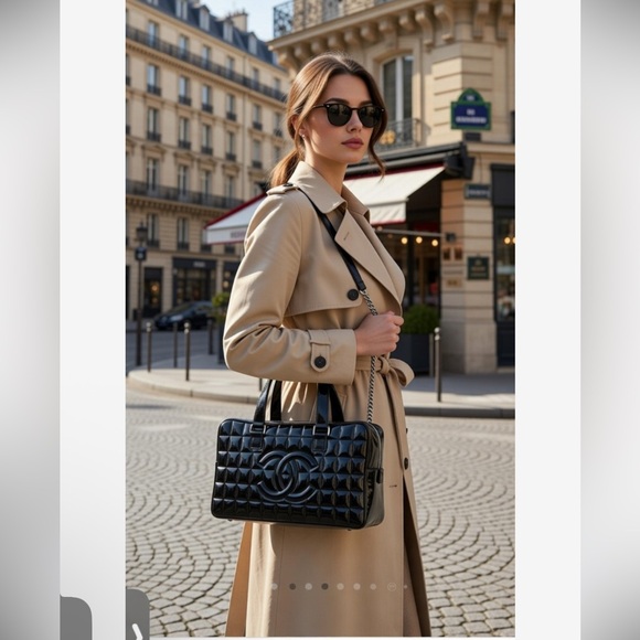 CHANEL Handbags - Chanel Patent Chocolate Bar Bag